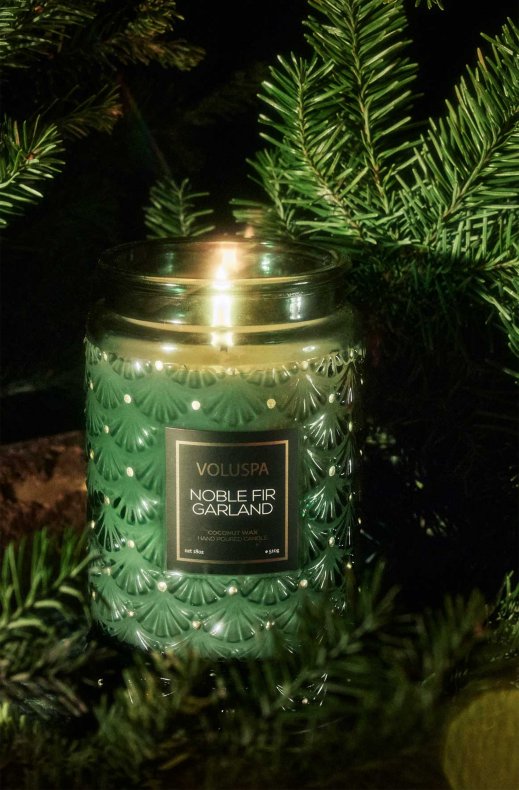 Voluspa - Noble Fir Garland Large Jar Candle
