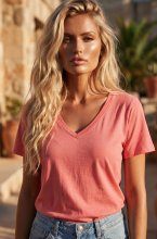 Blond Hour - The perfect V- neck tshirt - Coral