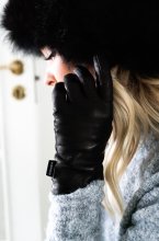 Shepherd - Kate Glove - Black