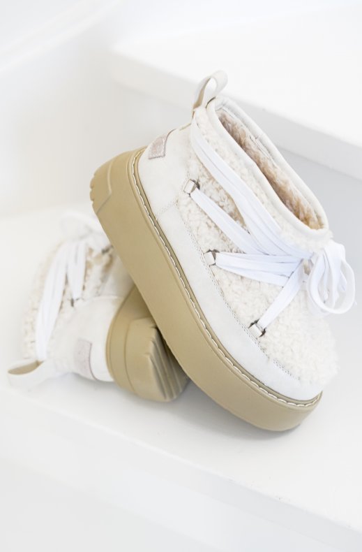 Colors of California - Furry Boot Sneaker Sole White BLAST05