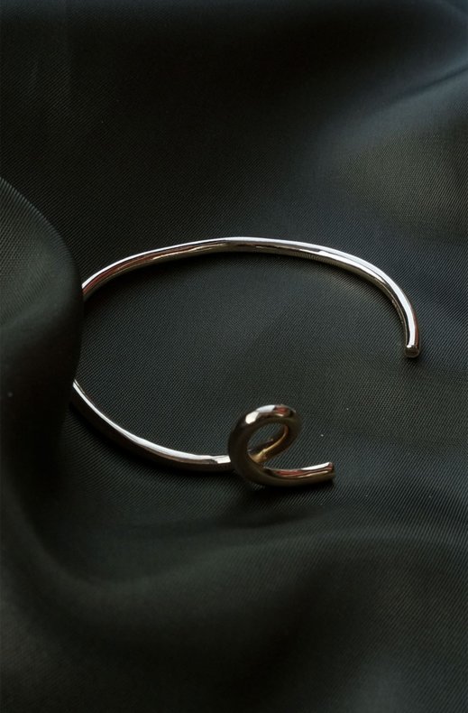 CU Jewellery - Loop Bangle Bracelet Gold