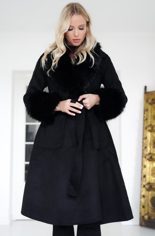 Plain Vanilla - Amazing coat with Faux fur Details - Black