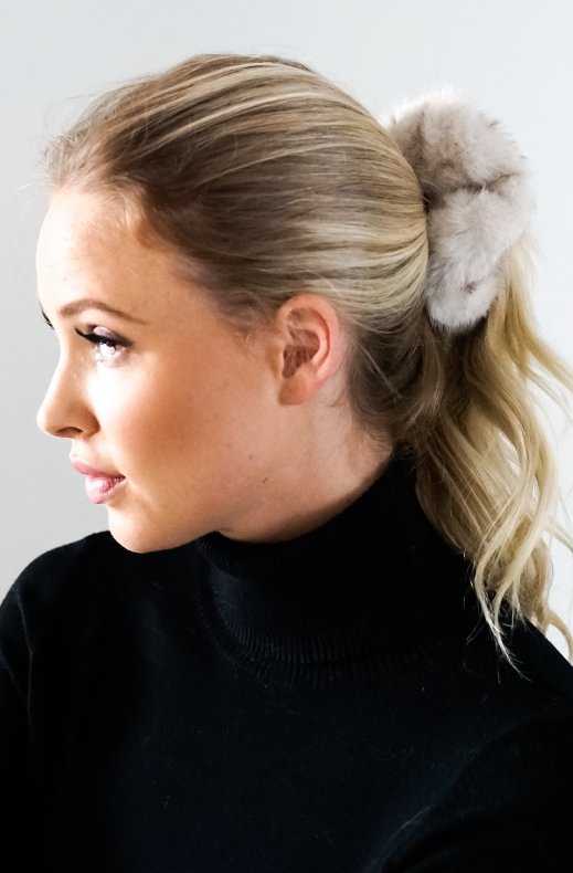 Mixed Brands - Fake fur Scrunchie M06 - Beige