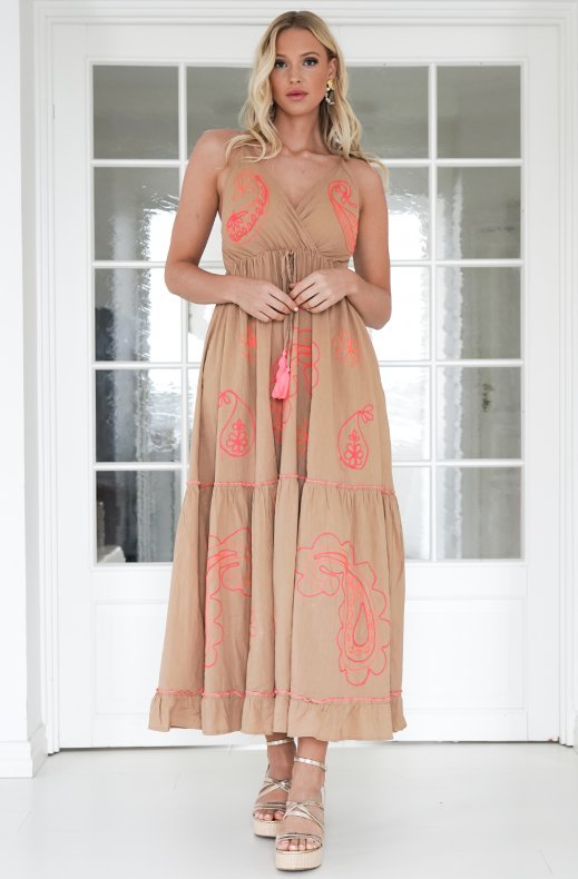 Mixed Brands - Sanya Paisley Maxi - Beige