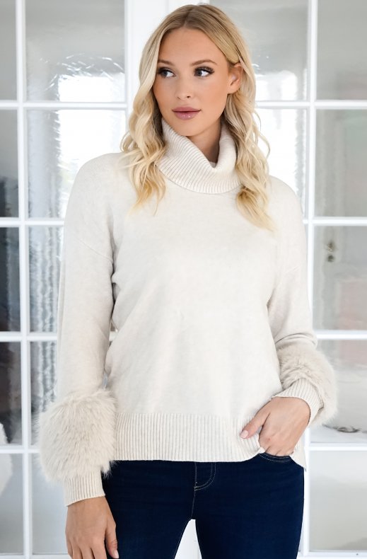 Mixed Brands - Sweater with faux fur 7011 - Panna