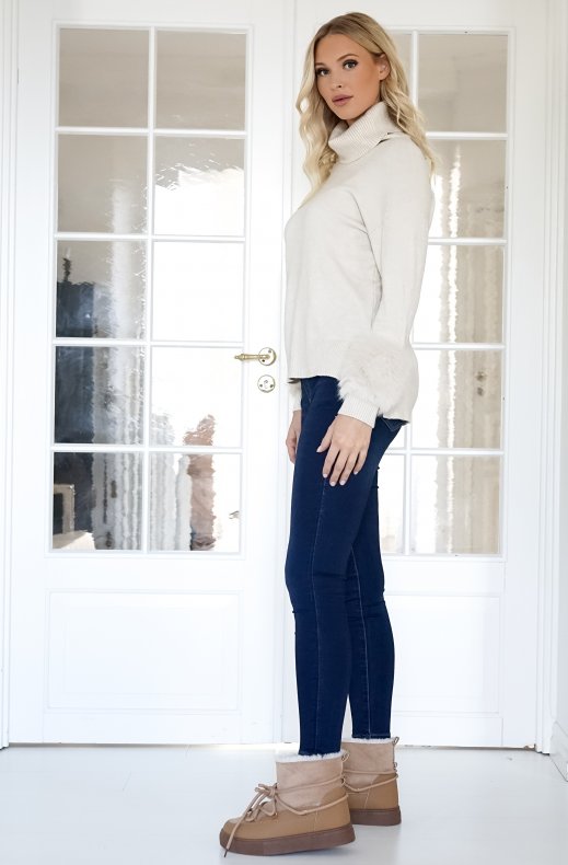 Mixed Brands - Sweater with faux fur 7011 - Panna