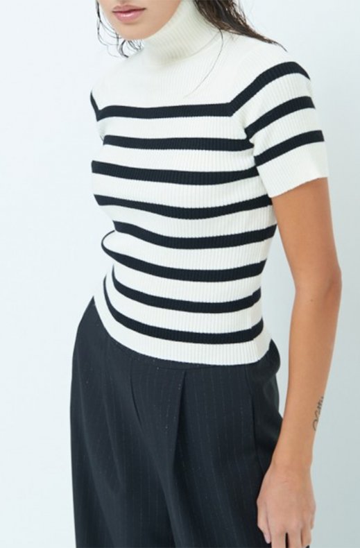 Mixed Brands - Striped short sleeve turtleneck 3373 - Beige