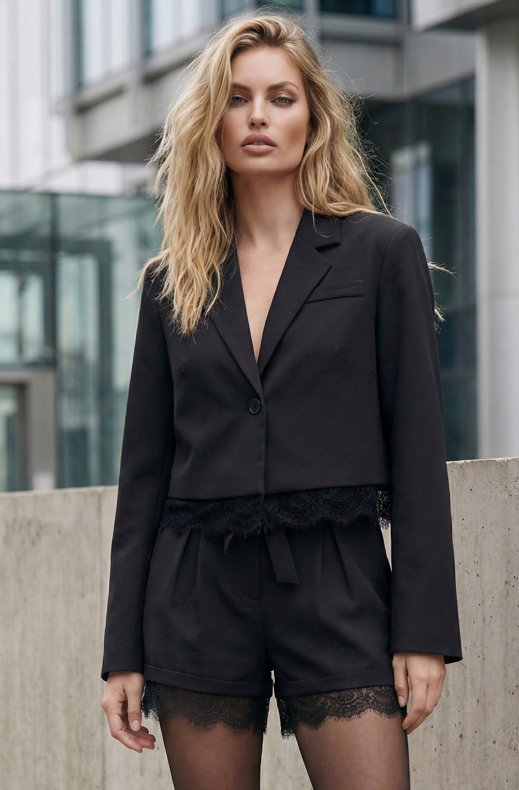 Mixed Brands - Short Lace with Belt 25389 - Black