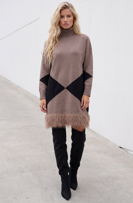 Mixed Brands - Knitted dress with turtleneck and fringes LR096089 - Champagne