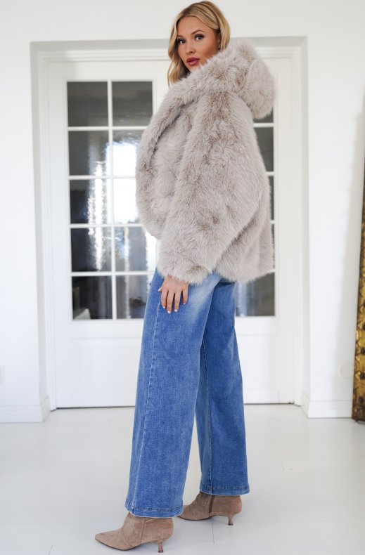 Mixed Brands - Fake fur jacket with hood M08 - Beige