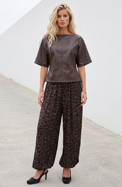 Mixed Brands - Boatneck vegan leather top 07826 - Choco