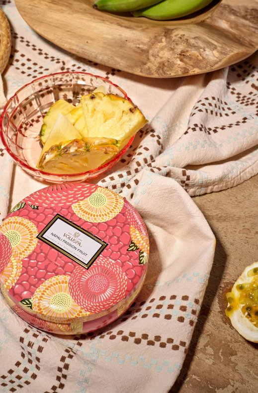 Voluspa - 3 Wick Decorative Tin Candle V72243 - Napali Passion Fruit