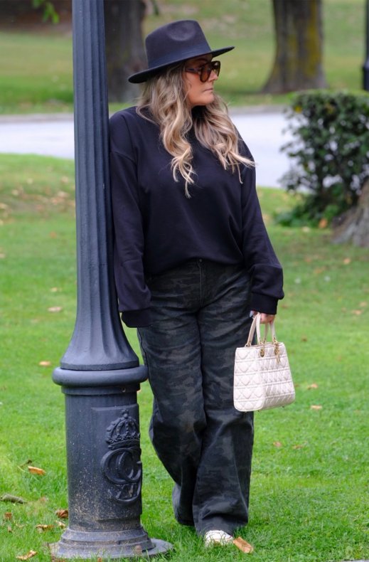 Niiinis x Blond Hour - Lotus Sweater - Black