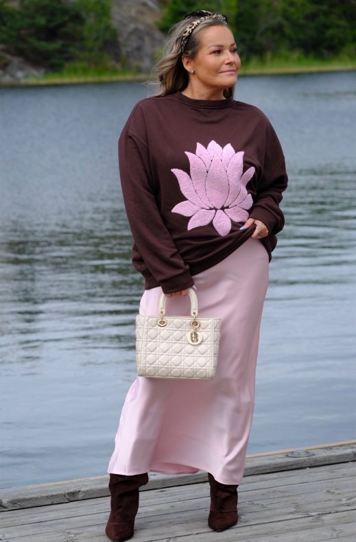 Niiinis x Blond Hour - Lotus Sweater - Choco