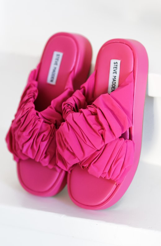 Steve Madden - Bellshore Sandals Fuchsia