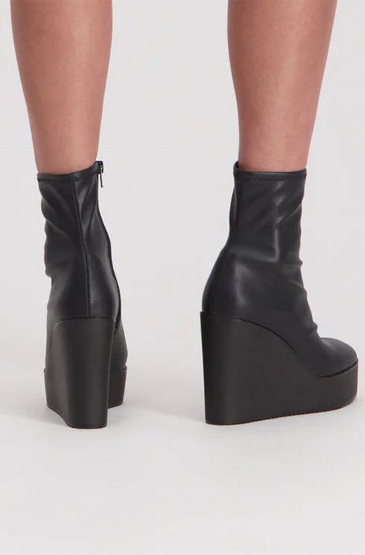 Steve Madden - Jassy Bootie - Black