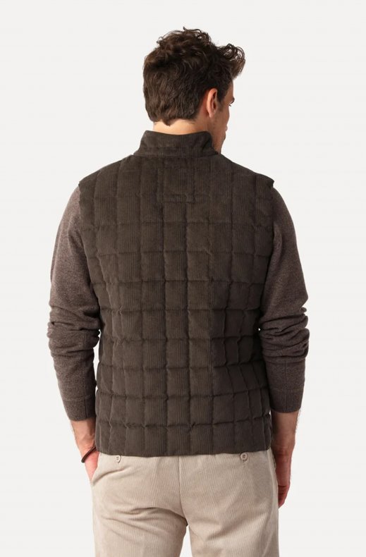 Less Worries - Tech Cord Vest - Chocolate