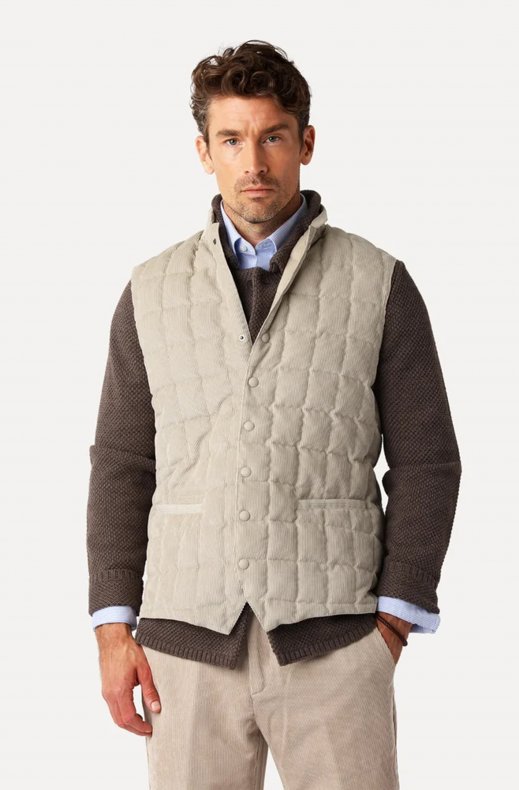 Less Worries - Tech Cord Vest - Light Sand