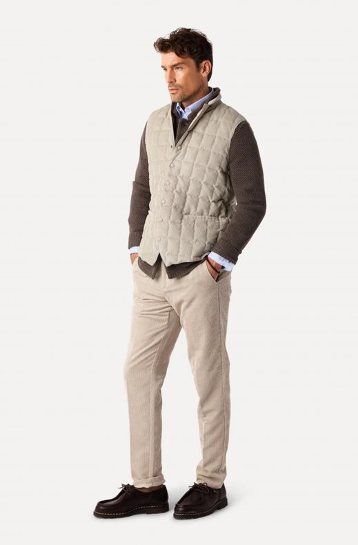 Less Worries - Tech Cord Vest - Light Sand
