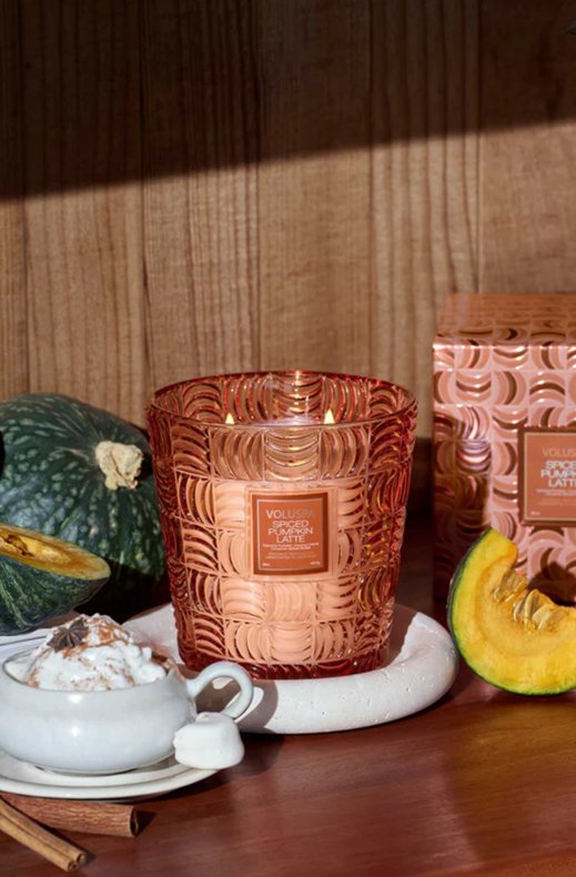 Voluspa - 54212 - 3 Wick Heart Candle - Spiced Pumpkin Latte