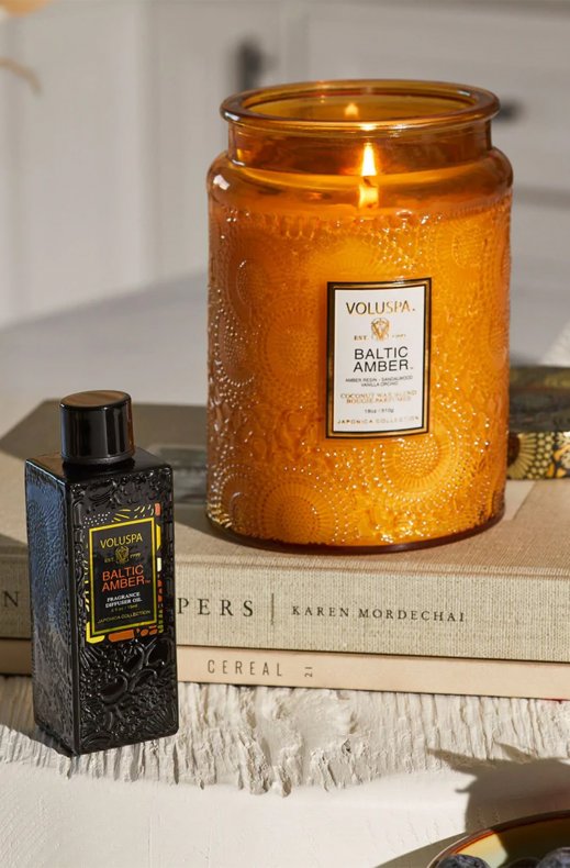 Voluspa - Large Jar Candle 100tim Baltic Amber